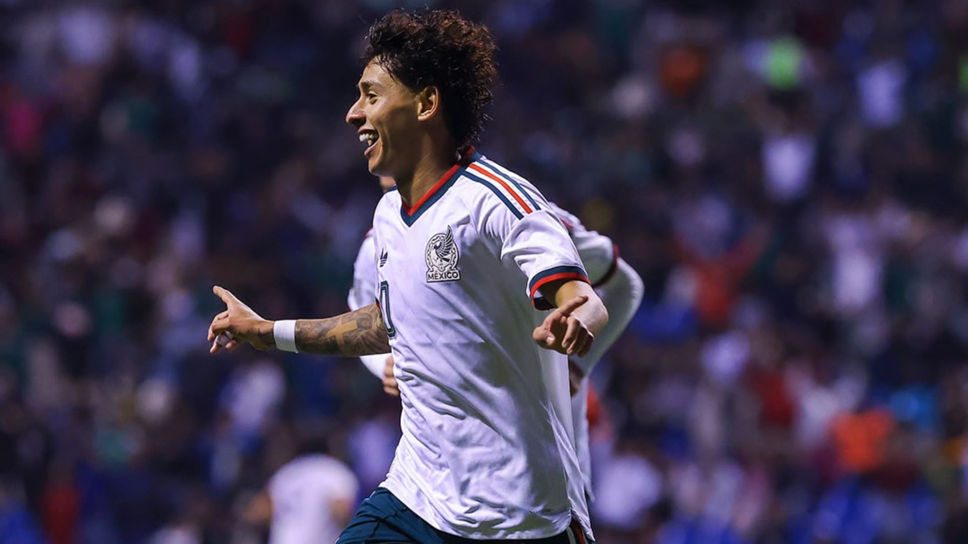 Santiago Sandoval fue operado tras fracturarse, Chivas revela tiempo de recuperación del jugador