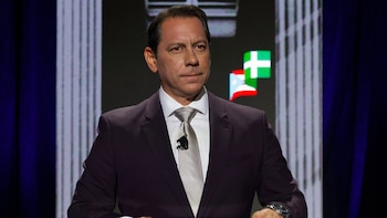 Aplazan el debate de los