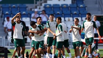 Con qué alineación México buscaría