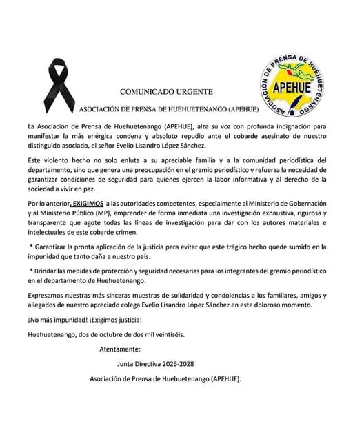 Unos 500 pobladores incendiaron la subestación policial de San Pedro Necta en Huehuetenango tras rechazar la liberación de un sospechoso. (Redes Sociales)