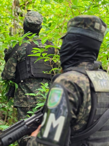 La operación fue ejecutada por efectivos de la Fuerza de Tarea Conjunta Xatruch y el C-11. (Foto: Fuerzas Armadas de Honduras)