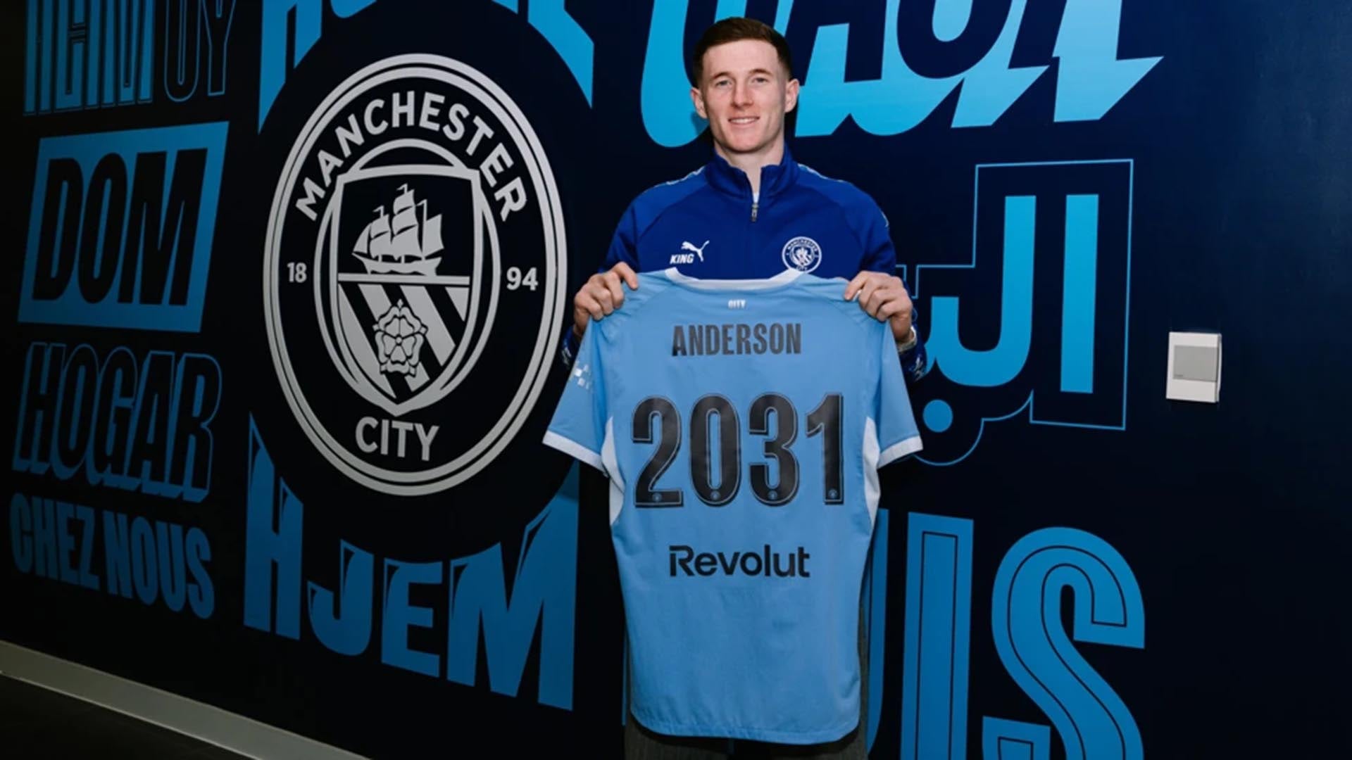 Elliot Anderson, centrocampista inglés de 23 años, pasó del Nottingham Forest al Manchester City: lo pagaron cerca de 155 millones de dólares y firmó hasta 2031