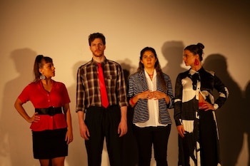 “La chica de la lámpara”