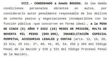 Sobre Amado Boudou rige una