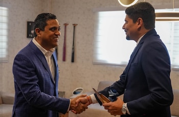 Jeffry Umaña se reunió con el ministro de Deportes de República Dominicana, Kelvin Cruz, para dialogar sobre cooperación e intercambio de buenas prácticas en materia deportiva. Crédito: Redes sociales Jeffry Umaña