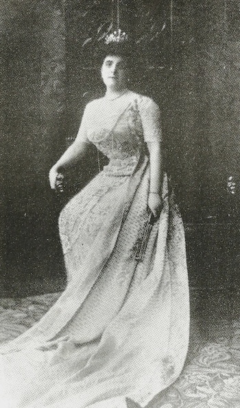 La joven Guillermina de Oliveira Cézar.