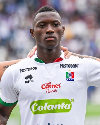 Mender García se va del