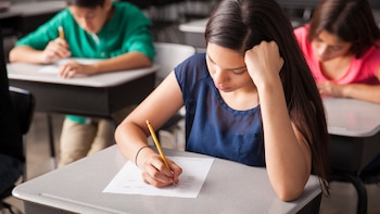 La adaptación a la universidad también reveló dificultades en administración del tiempo, autonomía académica y método de estudio entre estudiantes que egresan de la secundaria - crédito Freepik