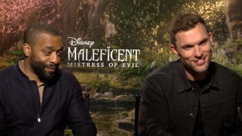 Chiwetel Ejiofor y Ed Skrein,