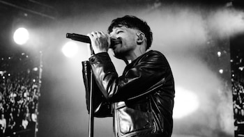 Louis Tomlinson conquista el Tecate Emblema 2026 con un show íntimo, melancólico y lleno de gratitud hacia México