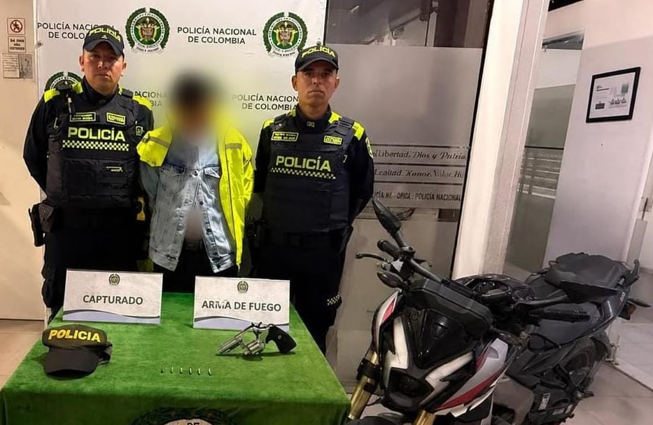 Falso policía fue capturado en la terminal Salitre en Bogotá: desató tremenda balacera para evitar su detención