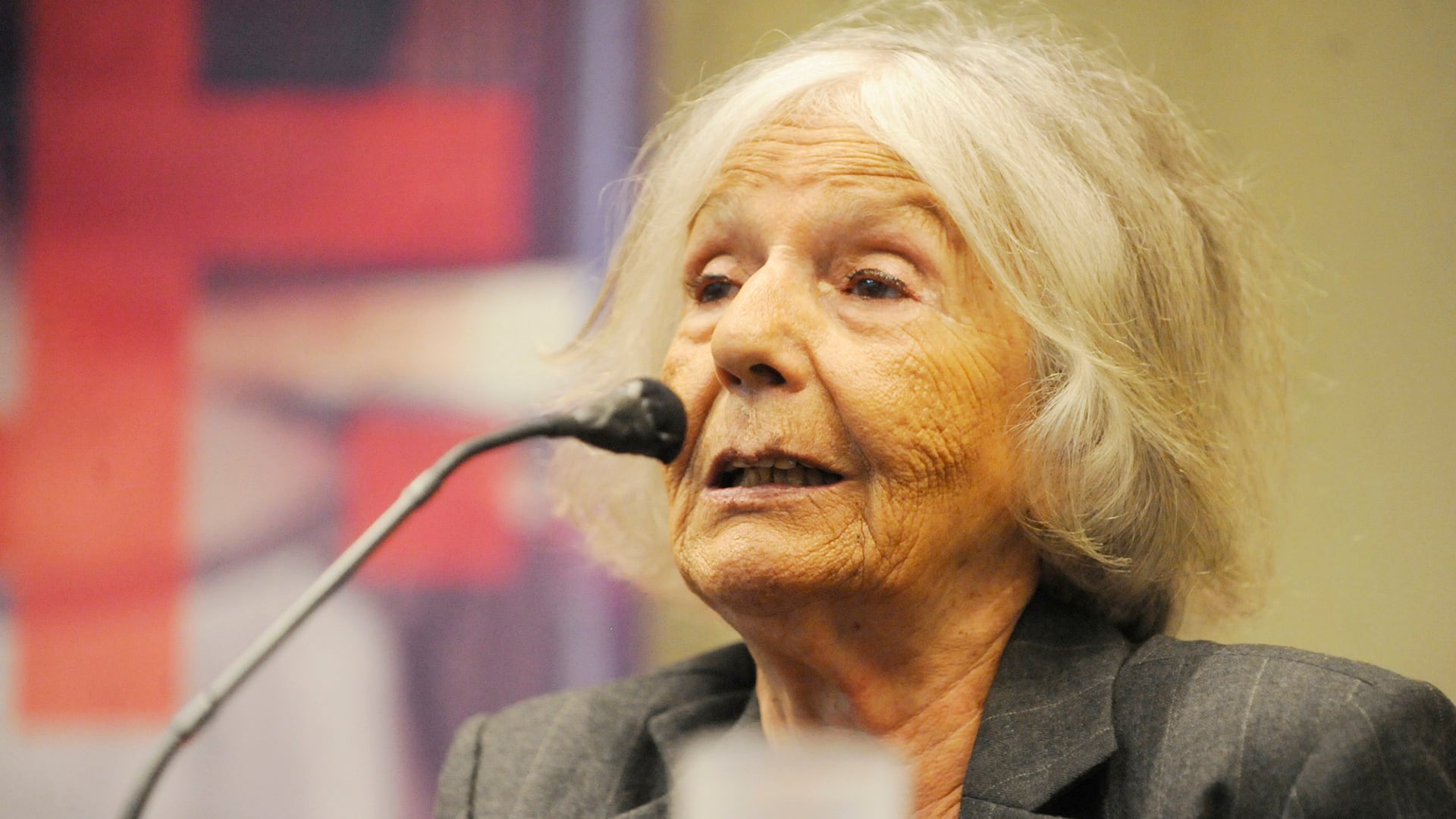 Sarlo, en la Feria del Libro 2019.