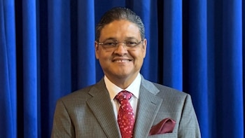 El mayor general retirado Juan Manuel Méndez García fue nombrado director ejecutivo del Instituto Nacional de Tránsito y Transporte Terrestre en sustitución de Milton Morrison (Foto cortesía Presidencia de la República)