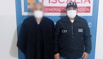 Adulto mayor habría abusado de joven de 15 años mientras cumplía con detención domiciliaria por el mismo delito