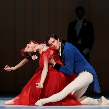 The Guardian describió a Marianela Nuñez como "una de las bailarinas más perfectas que existen"