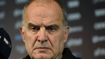 Bielsa ve a Vinícius como