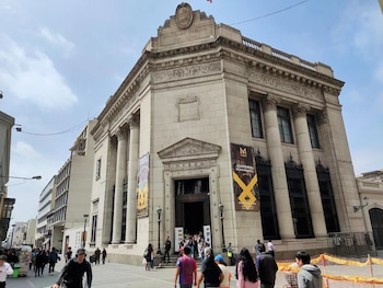 Durante el tiempo que encabeza