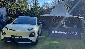 El Changan NEVO Q05 llegó a Colombia como un SUV 100 % eléctrico con dos versiones y una autonomía de hasta 455 kilómetros bajo el ciclo NEDC.