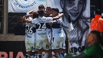 Gimnasia goleó 3-0 a Acassuso y es el primer clasificado a los octavos de la Copa Argentina: así quedó el cuadro