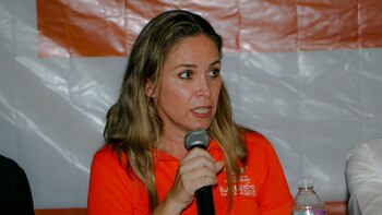 La candidata tiene una maestría