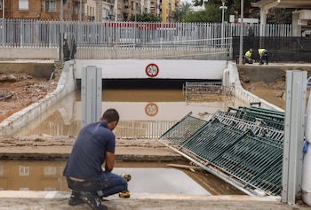 El túnel de Aldaia, en la provincia de Valencia, inundado debido a las fuertes lluvias del miércoles 16 de septiembre. (Rober Solsona / Europa Press)