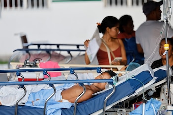 Un terremoto de magnitud 7,7 sacude Panamá y causa daños en edificios y vías