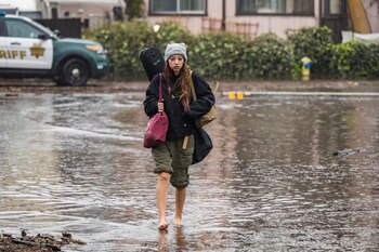 Las autoridades recomiendan evitar traslados,