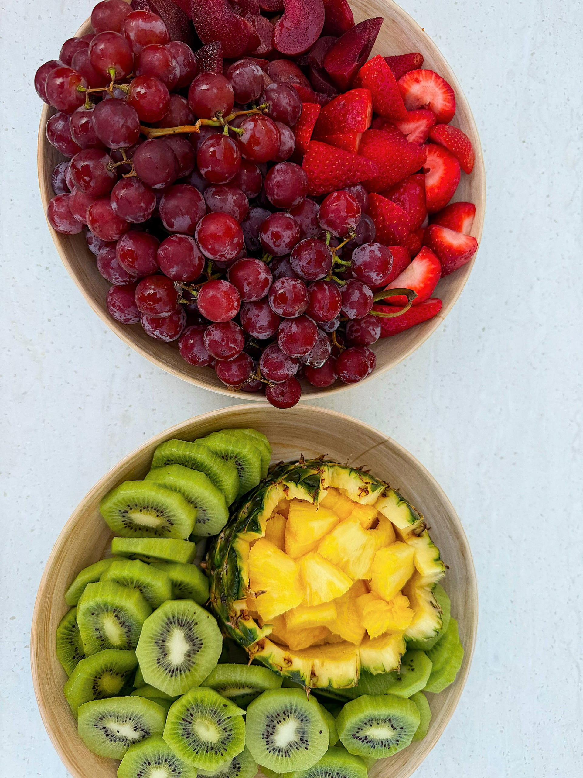 Roccuzzo mantuvo su dieta saludable, más allá de su descanso, con presencias de diferentes frutas, como uvas rojas, fresas, kiwis en rodajas y piña en cubos