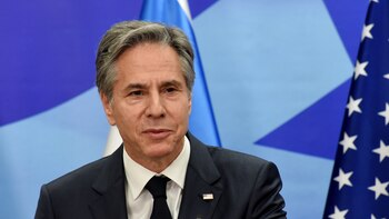 EEUU promete a Zelenski en Davos que no flaqueará en su ayuda a Ucrania