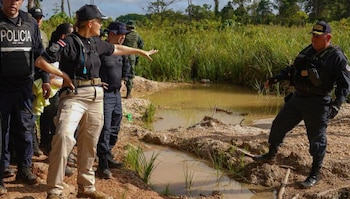 La presidenta de Costa Rica, Laura Fernández, alertó sobre la crisis social y ambiental en Crucitas y afirmó que la zona no resiste más los efectos de la explotación minera irregular(Cortesía: Presidencia de la República de Costa Rica)