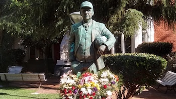 Emotivo homenaje a Carlos Timoteo