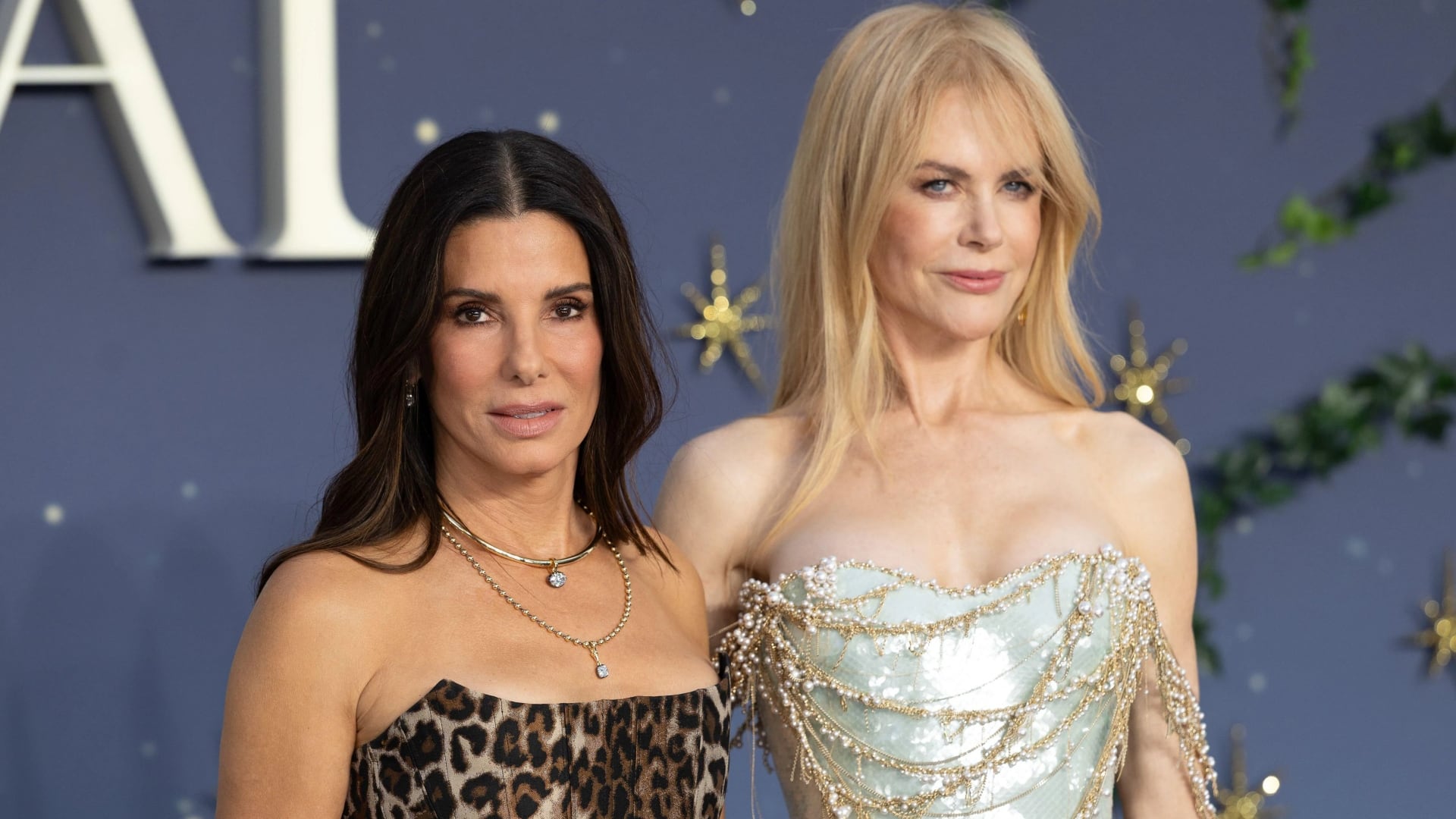 Nicole Kidman revela la divertida broma que le hace a Sandra Bullock en Practical Magic 2.