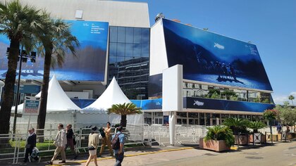 Cineastas argentinos se manifestaron en Cannes contra los recortes del gobierno  