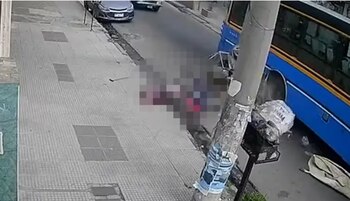 Blanca y el cartonero fueron atropellados mientras dialogaban sobre la avenida Guillermo Marconi al 3300, casi esquina Felipe Llavallol.