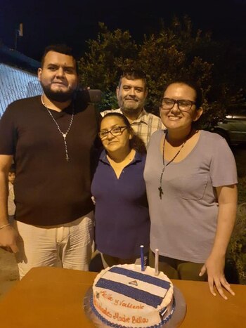 La familia Reyes Alonso, de