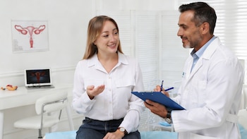 Dolor durante la menstruación o relaciones sexuales puede afectar la calidad de vida laboral, académica y social