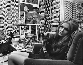 La señora Steinem en su apartamento de Nueva York en 1970 (AP)