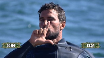 Así celebran en ‘Supervivientes’ el récord de apnea que ha batido Jaime Astrain: pizza y ovaciones