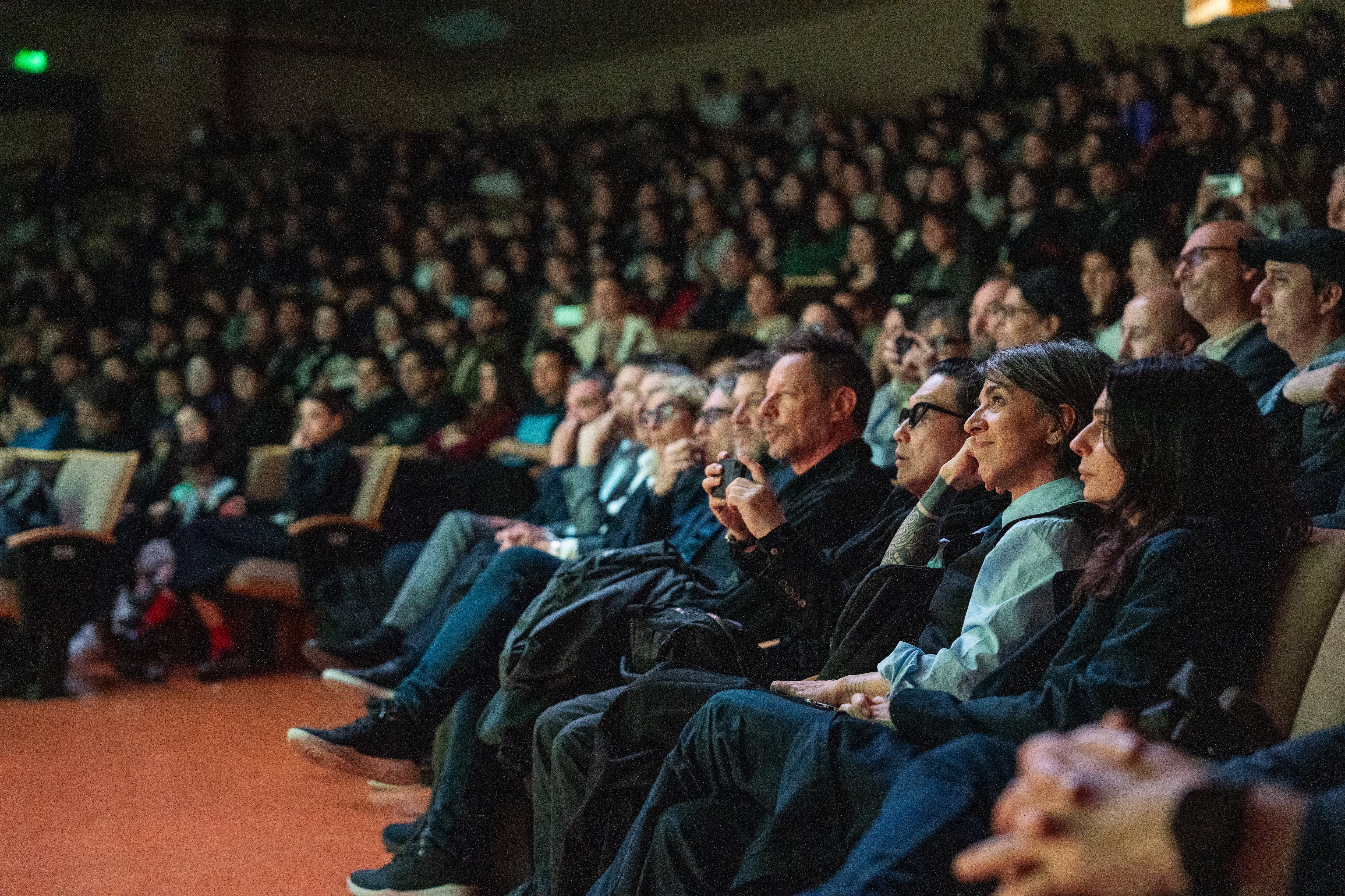 Estudiantes, docentes y realizadores colmaron el auditorio durante la premiación final