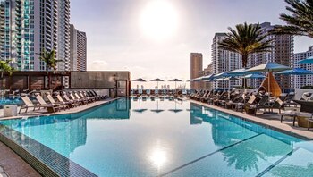 Para los que buscan fiestas,