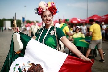 Una mexicana posa antes del