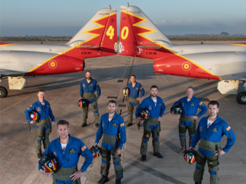 Pilotos de la Patrulla Águila.