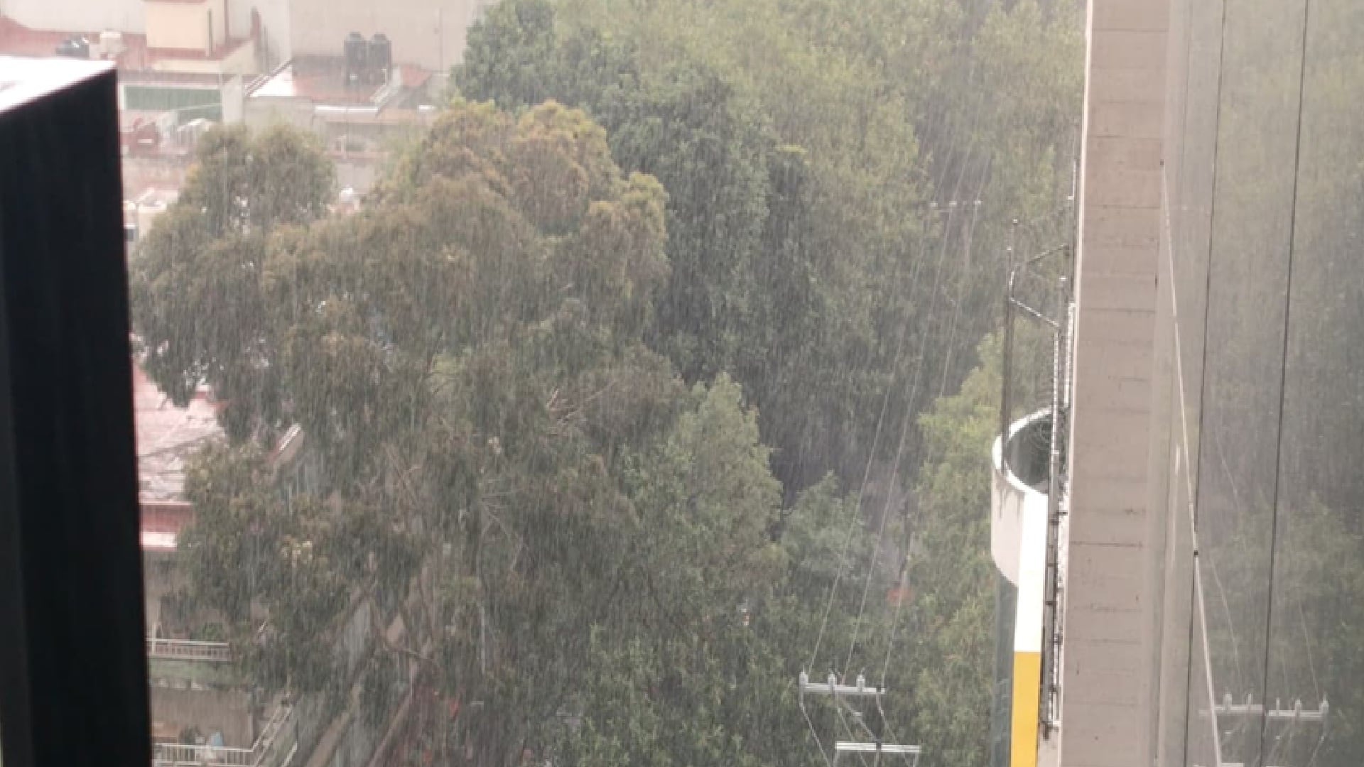 Frente frío provocará lluvias intensas en diversas entidades del país (Foto: Jorge Contreras/Infobae México)