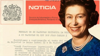 La reina Isabel II felicitó