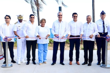 La obra, ubicada entre la Base Naval Dominicana y la autopista Las Américas, busca ofrecer espacios de recreación y desarrollo urbano para residentes y turistas. (Foto cortesía Presidencia de República Dominicana)