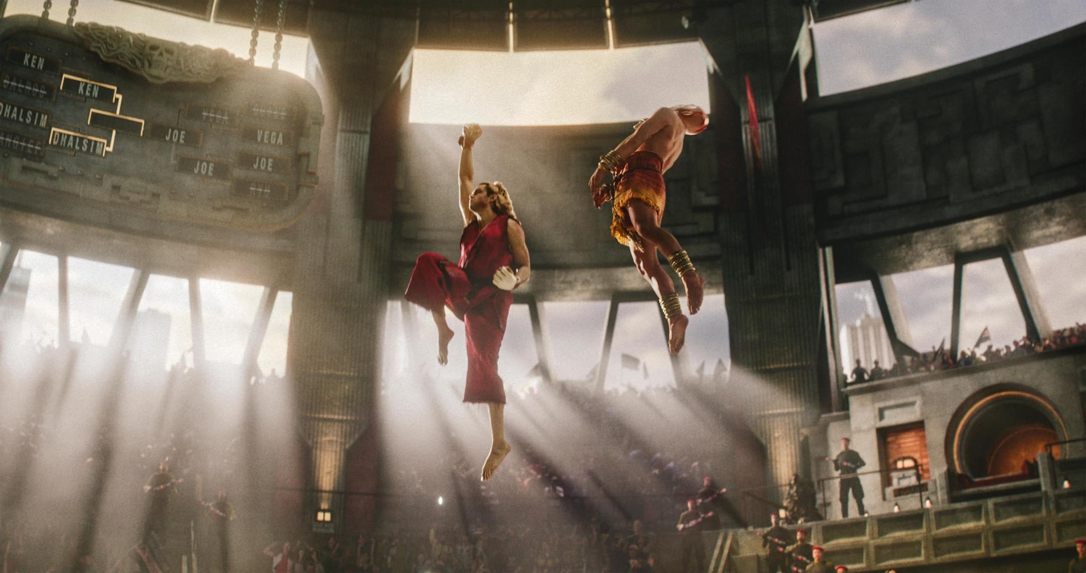 Ken (Noah Centineo) propina un Shoryuken a Dhalsim (Vidyut Jamwal)