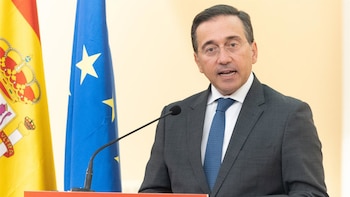 Albares dice que trabaja con autoridades marroquíes para prevenir el llamamiento del día 23 para entrar a Ceuta