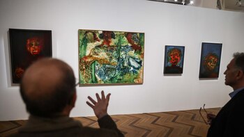 Una muestra en París revela