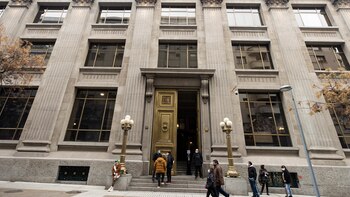 El Banco Central chileno reduce