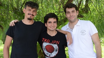 Jair, junto a sus profesores